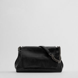 Black one-shoulder bag, shoulder bag