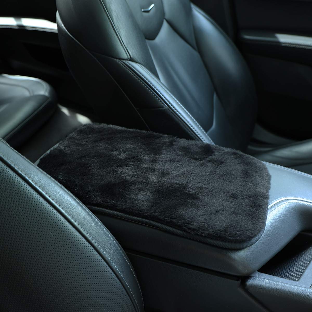 Winter plush armrest cushion for car, cross-border dropshipping