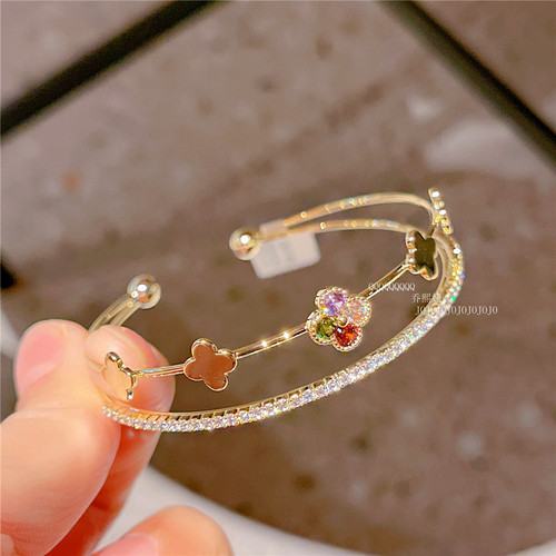 Layered Colorful Four-Leaf Bracelet, Light Luxury Autumn Instagram Style, Unique Design, Influencer Bracelet, Fairy Style Hand Accessory J306