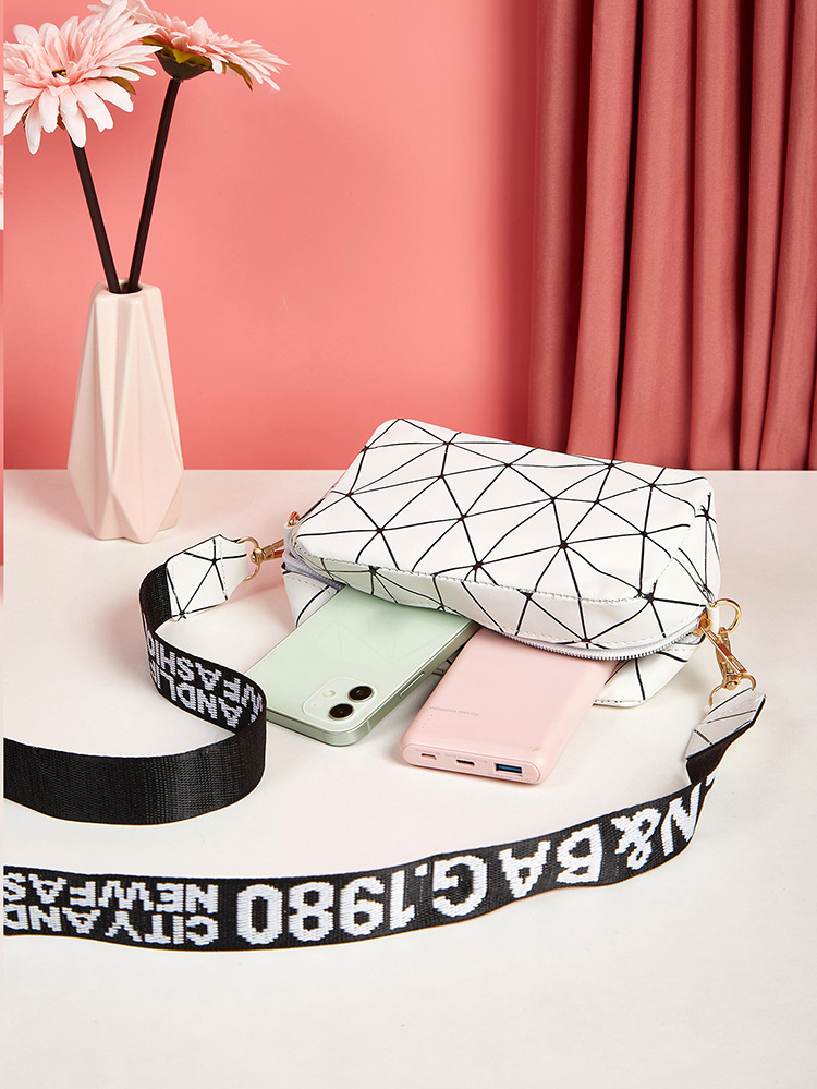 白色黑线 (2).jpg