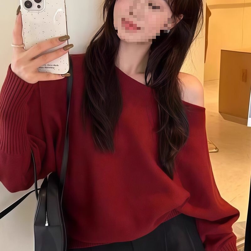 Lantern sleeve off-the-shoulder knit top with a gentle one-shoulder design, simple and versatile, slimming, Korean-style, elegant, European and American style