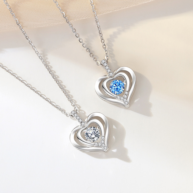 Collar de plata de pie Collar inteligente de amor de otoño e invierno femenino Día de San Valentín Versión coreana Collar de plata 999 Regalo de Navidad de estilo caliente femenino