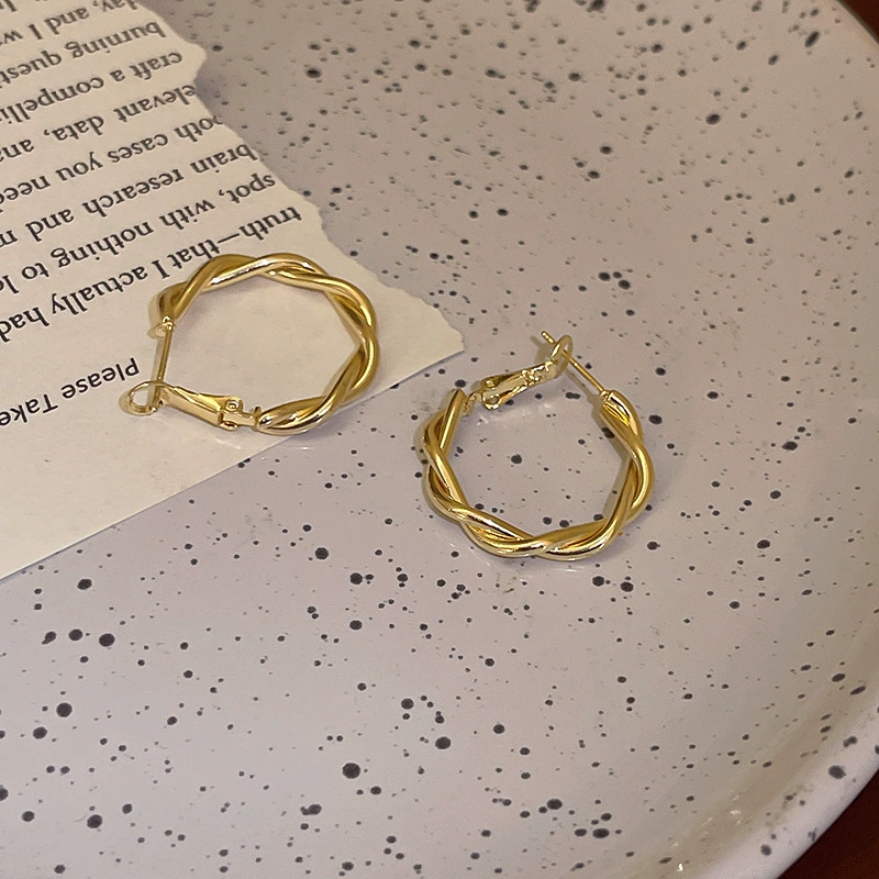 Серебряная игла, металлические модные сексуальные серьги, простой и элегантный дизайн, стиль лёгкой роскоши, стиль высокого качества