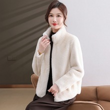 2025秋冬新款妈妈水貂皮毛一体皮草外套中老年女开衫上衣服中长款