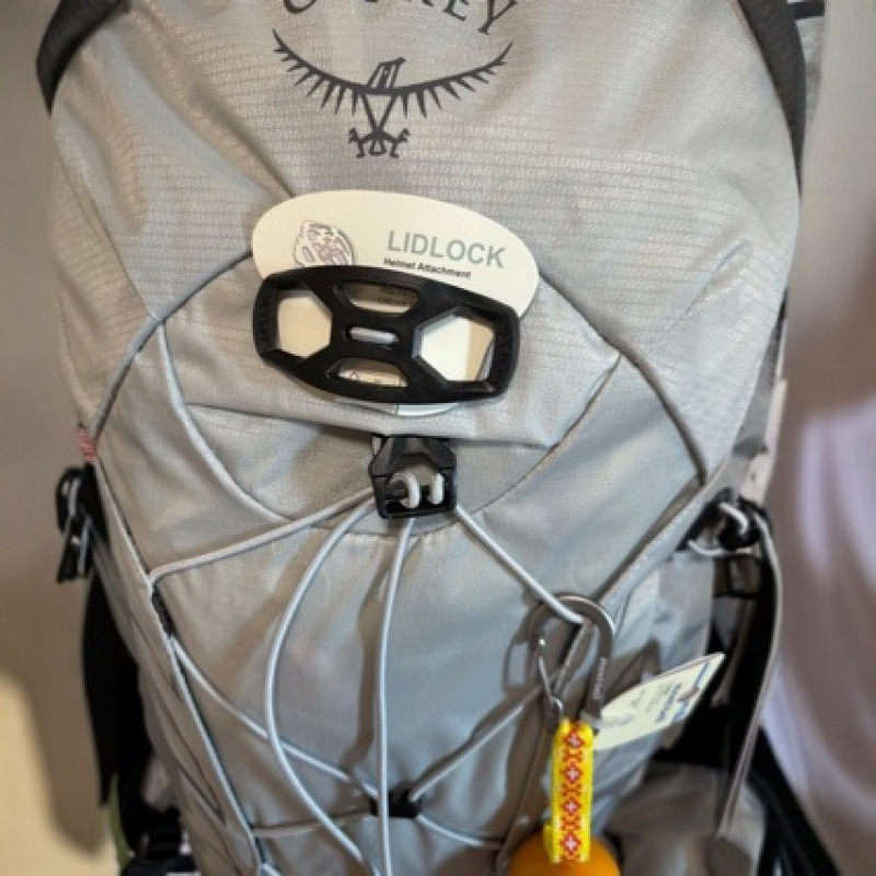 リトルイーグル ストーム9 レディース ショルダー トラベルバッグ 撥水 ハイキング キャンプ アウトドア 登山バッグ|undefined