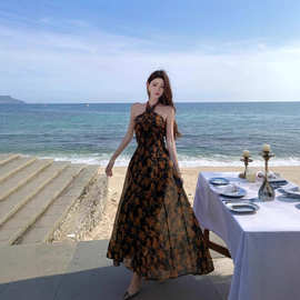 “故事的小黄花”黑底桔花绑带交叉多种穿法连衣裙夏季度假长裙女