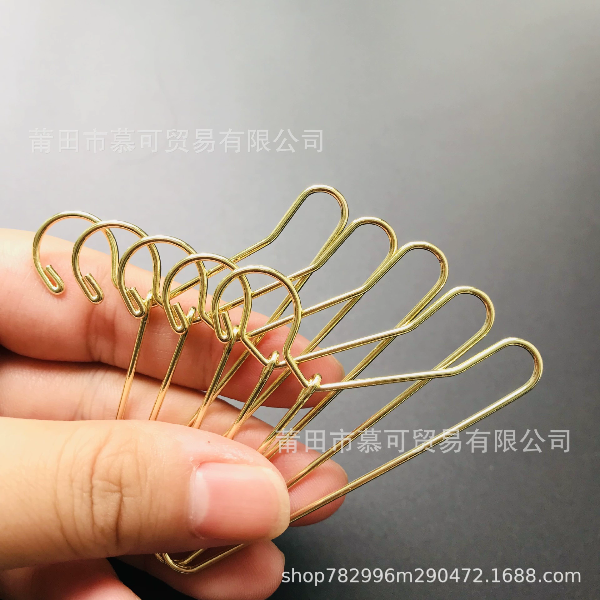 Мини-вешалка для одежды, металлическая вешалка для одежды для кукол BJD ob11, хлопковая кукла labubu, маленькая детская одежда, подвесные аксессуары