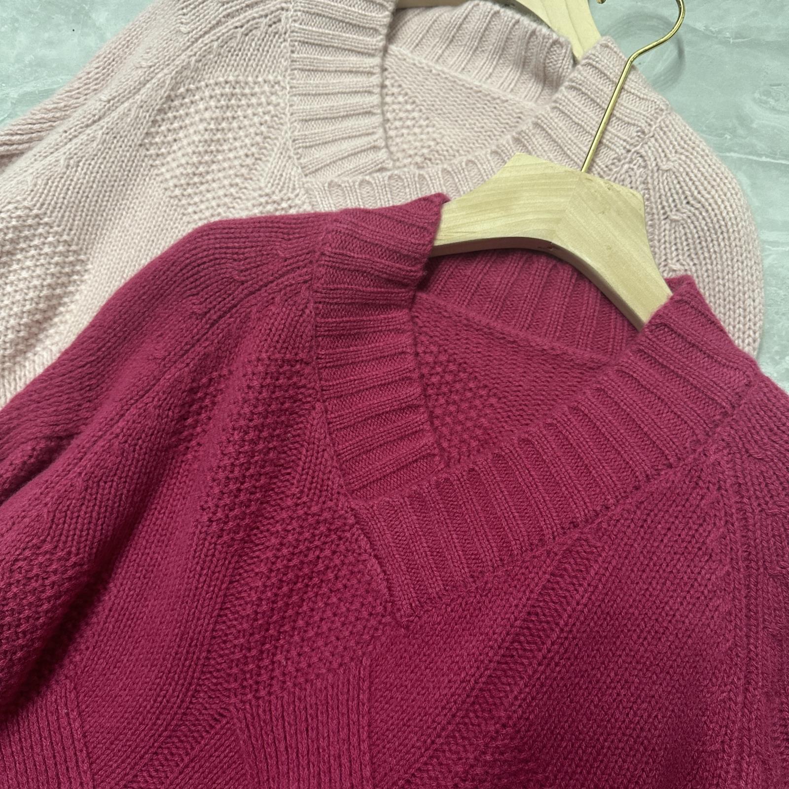 品牌dan~加厚全羊毛V领毛衣1026-150