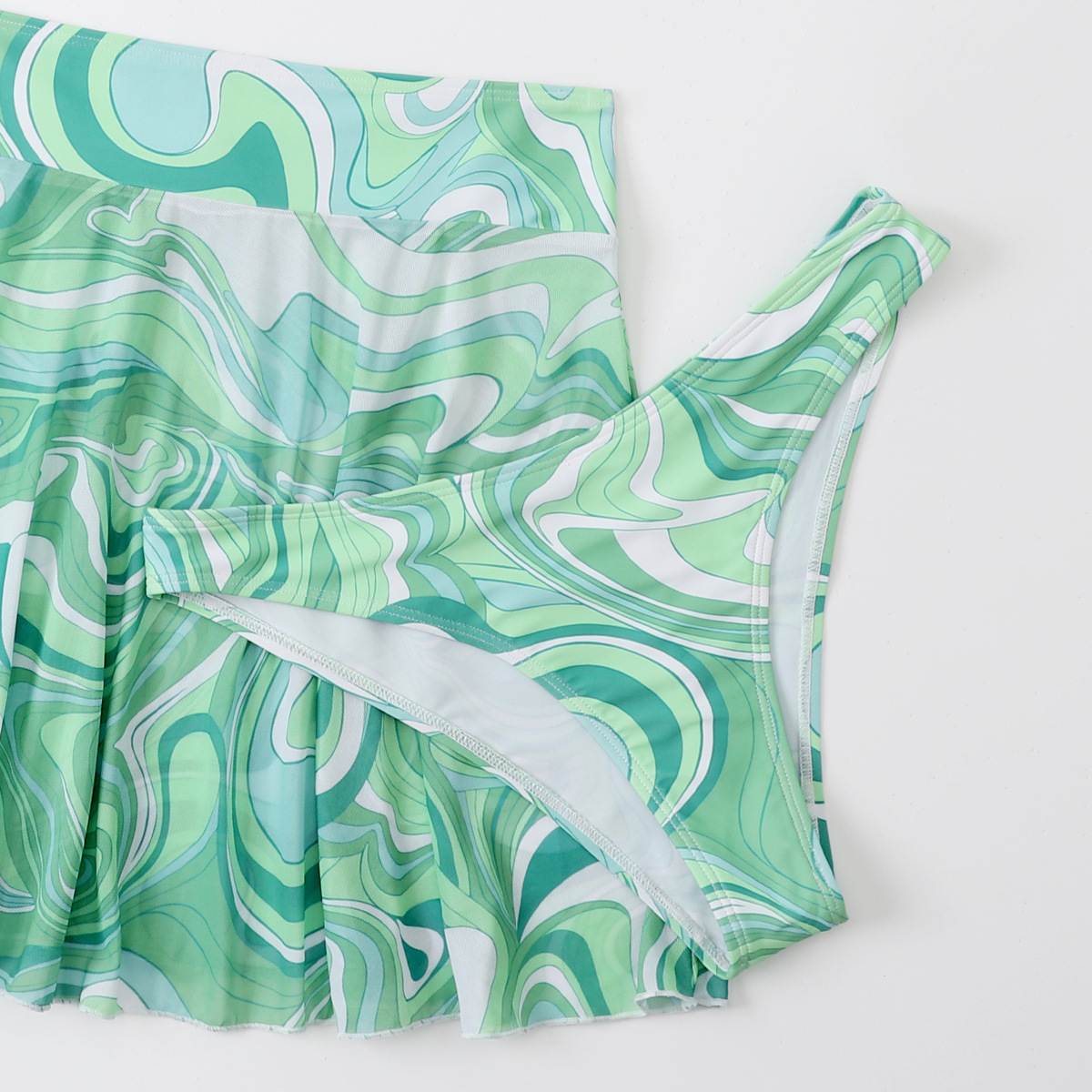 2022 nuevo estilo europeo y americano sexy Bikini traje de baño de las mujeres Bikini falda de gasa de tres piezas de baño de las mujeres divididas