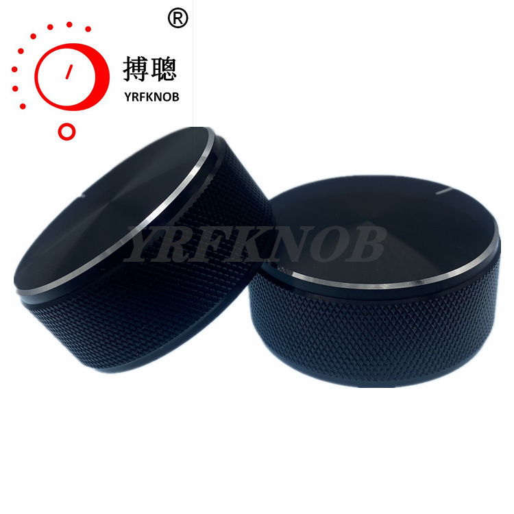 ���Ͻ���ť��ɫ������������һ�̶ֿȵ����������ڱ�����������ť