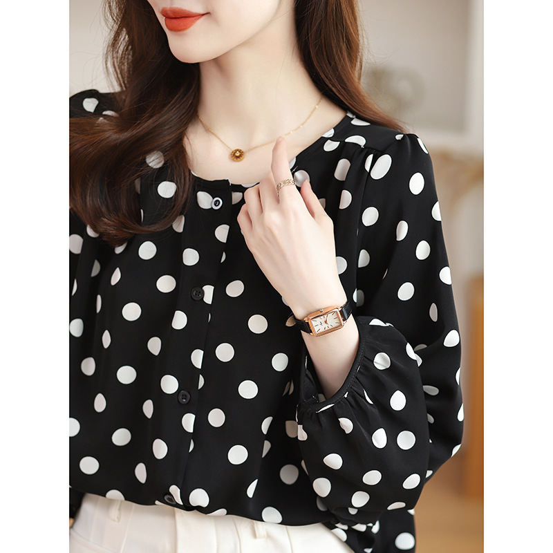 Real Shot in stock French Polka Dot Shirt Women's Loose Round Neck Single-breasted Retro Style Small Shirt Top for Women