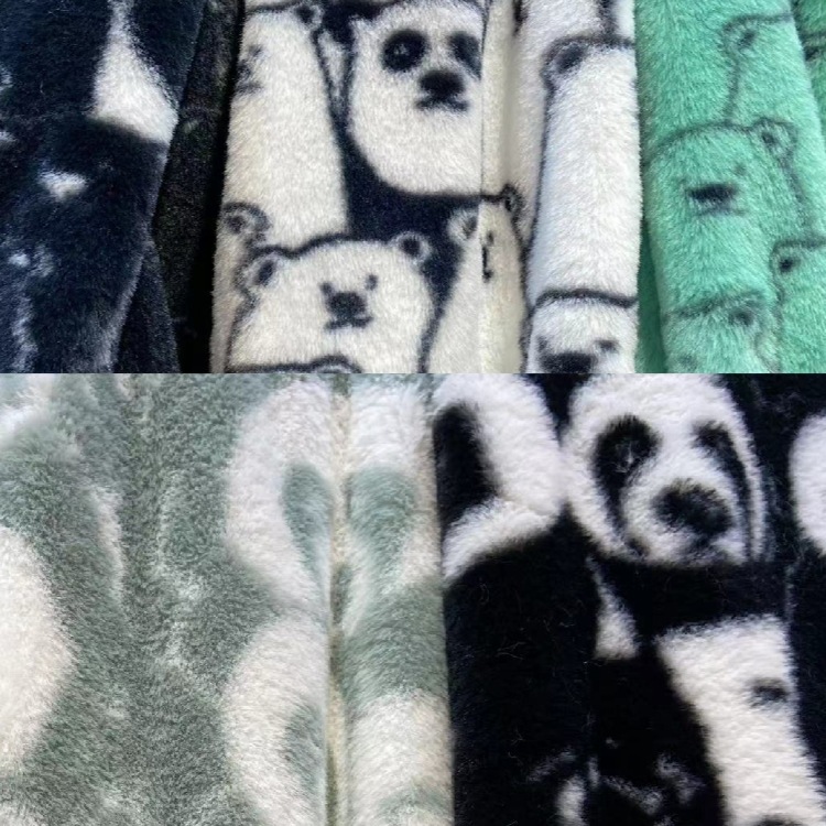 Fabricante en stock imitación de piel conejo impresión oso polar panda franela felpa ropa bufanda alfombra tela del casquillo