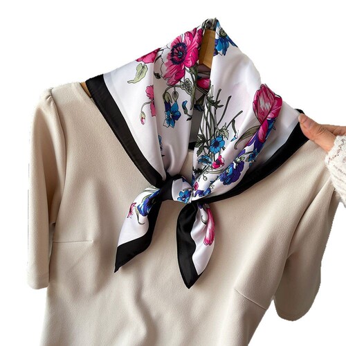 Lily Silk Scarf for Women, Neck Scarf with Simulated Silk, New Small Square Scarf, Sweet Print, Neck Wrap Scarf, Shawl, Sun Protection