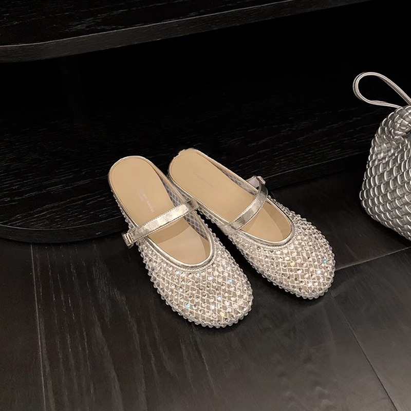 Hilo de malla streamer ~ Pantuflas de vacaciones Baotou con hebilla transpirable de malla de diamantes de imitación