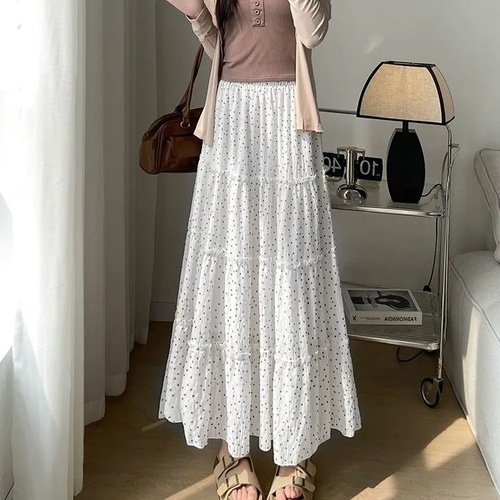White polka dot cake half skirt for women, summer 2025, temperament high-waisted, slimming large A-line cake-style long dress