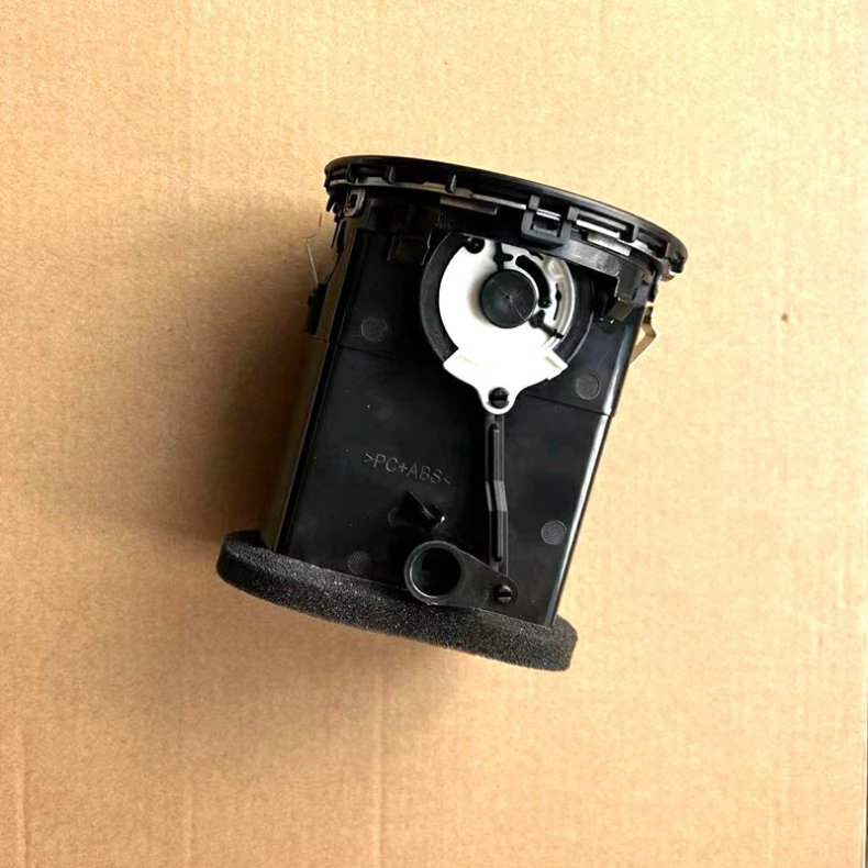 Suitable for Roewe 350 Dashboard Air Outlet, Central Air Conditioning Outlet, and Left and Right Ventilation Installation Inside the Car