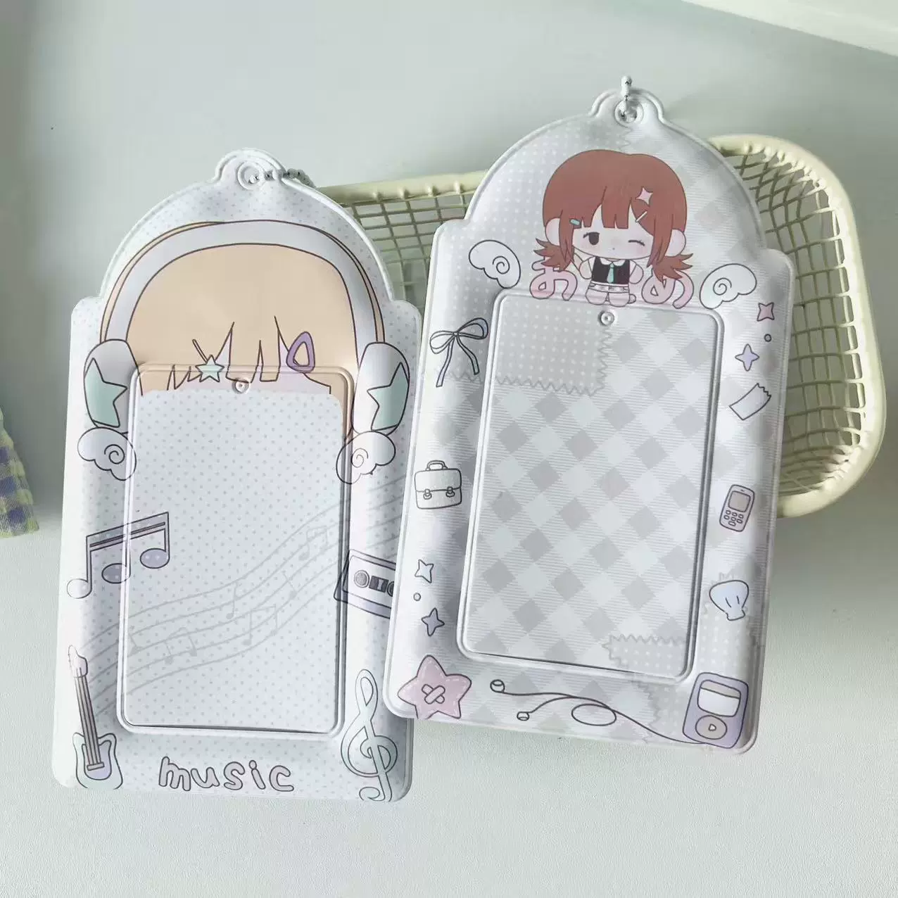 批发供应原创秋秋少女三寸小卡卡套卡夹追星收纳