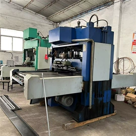 塑料成型机;吸塑机;塑料挤出机