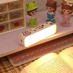 ネット赤の小さな電気スタンドは目を保護します。ミニ創意誕生日プレゼントです。