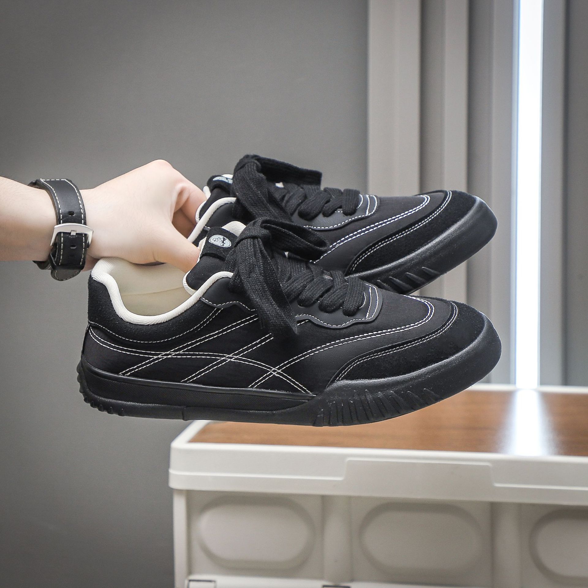 Zapatos de lona para hombres 2025 primavera nuevo estilo explosivo diario versátil zapatos de skate casuales para hombres tres veces vulcanizados zapatos de hombre image 5