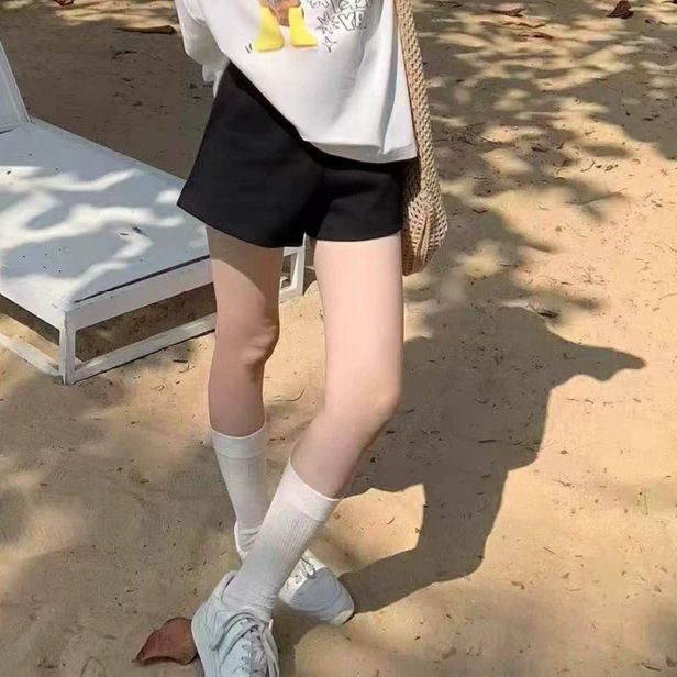Black High-Waisted Shorts for Women, Summer Thin Style, Petite Size, A-Line, Stretchy, Tight-Fitting, Sexy Dance Shorts, Hot Pants