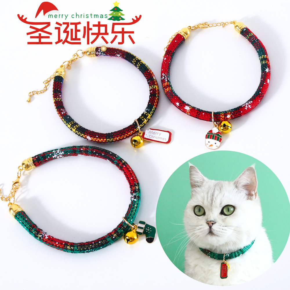 Plaid Snowflake Snowman logotipo Feliz Navidad calcetines colgantes mascotas gatos perros collares de cuerda de tela collar
