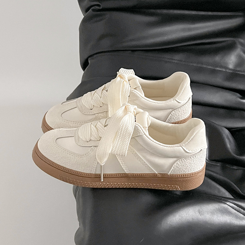 Zapatos rojos de entrenamiento alemán para mujer 2025 nuevo clásico nicho retro primavera y verano ocio deportes punta redonda plataforma transpirable zapatillas
