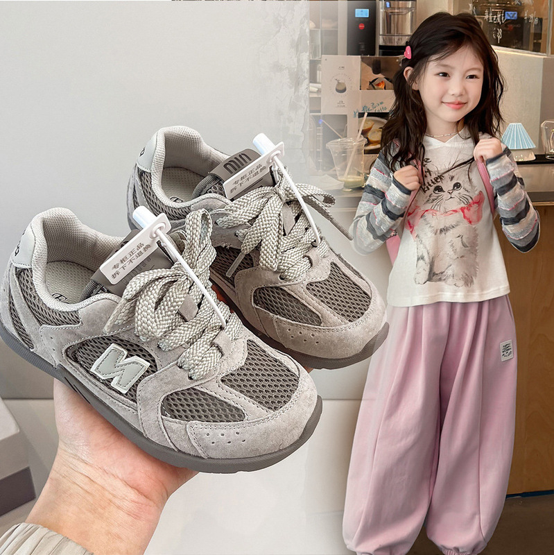 子供の通気性シングルおよびダブルメッシュスポーツシューズ 2025 春の新女の子の道徳訓練男の子ソフトソールカジュアルシューズフォレスト・ガンプの靴|undefined