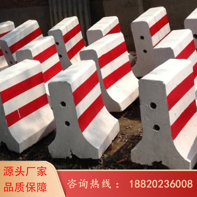防撞水泥墩高速公路防护墩混泥土道路分流围栏底座停车场路障墩厂