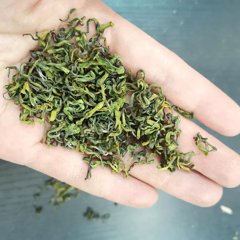 Половина Джин Пакет 250 г ручной работы Анжи Белый чай Новый чай Весенний чай Улитка Белый чай Ролл Белый чай Редкий белый чай