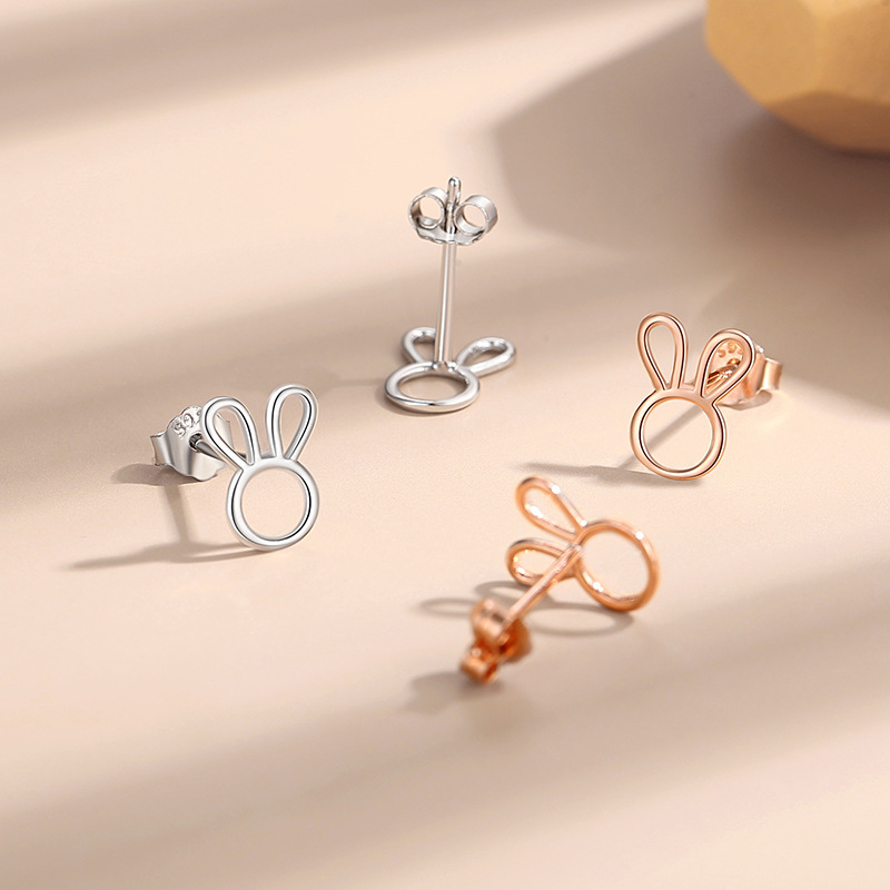 Pendientes de plata 925 conejito simple nicho pendientes de plata simple de alto grado del hueso del oído del perno prisionero lindo 925 pendientes al por mayor