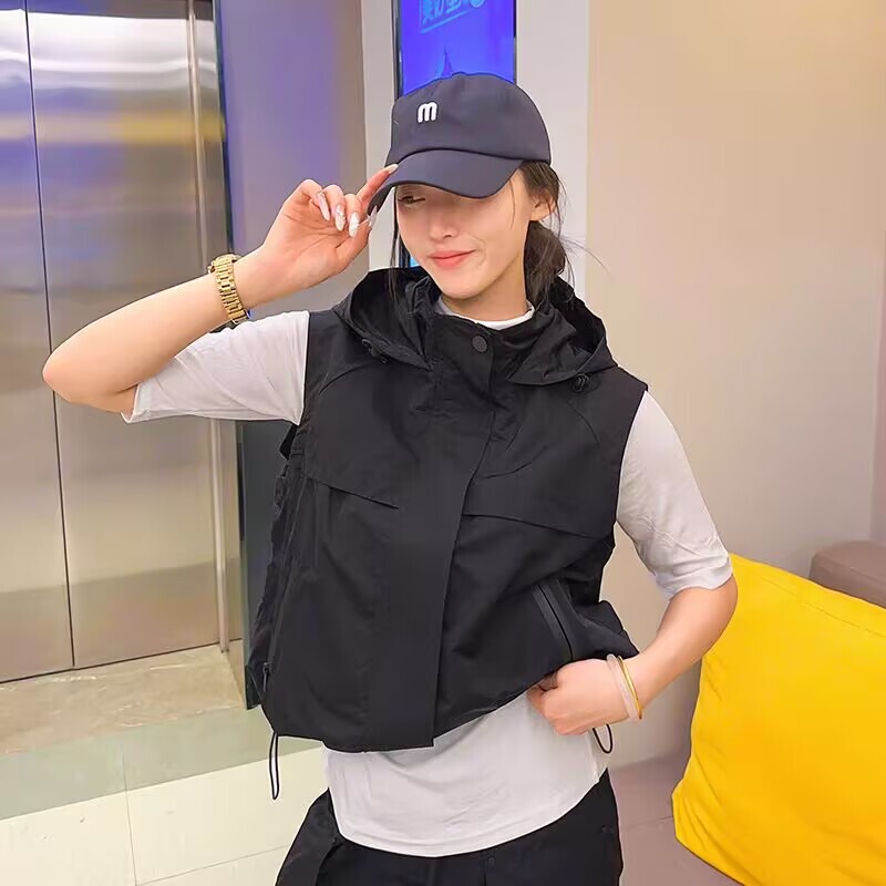 ヨーロッパのワークウェアベストジャケット女性の初秋の新しいスタイルの小さなフード付きカジュアルベストファッションベストトレンド|undefined