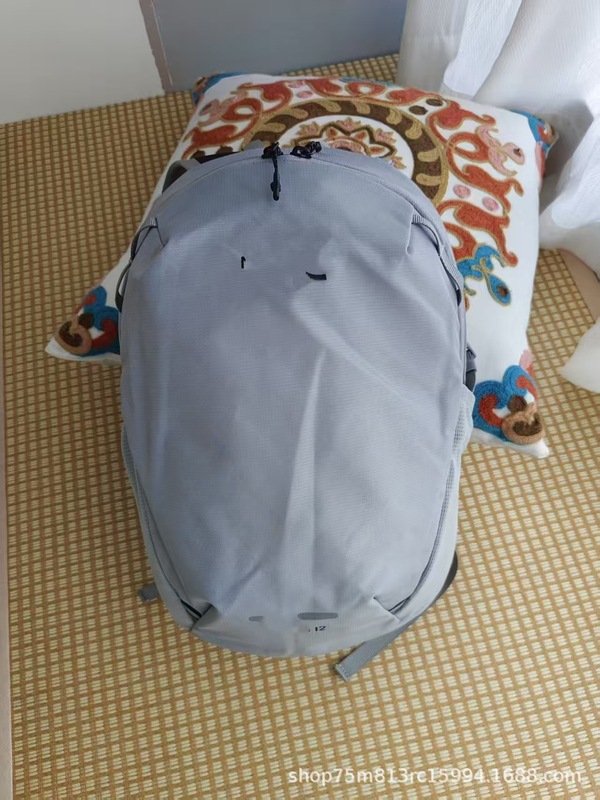 25 Xia Beijia 新しいアウトドア超軽量バックパック男性と女性のための防水登山バッグ旅行通勤スポーツレジャーバッグ|undefined