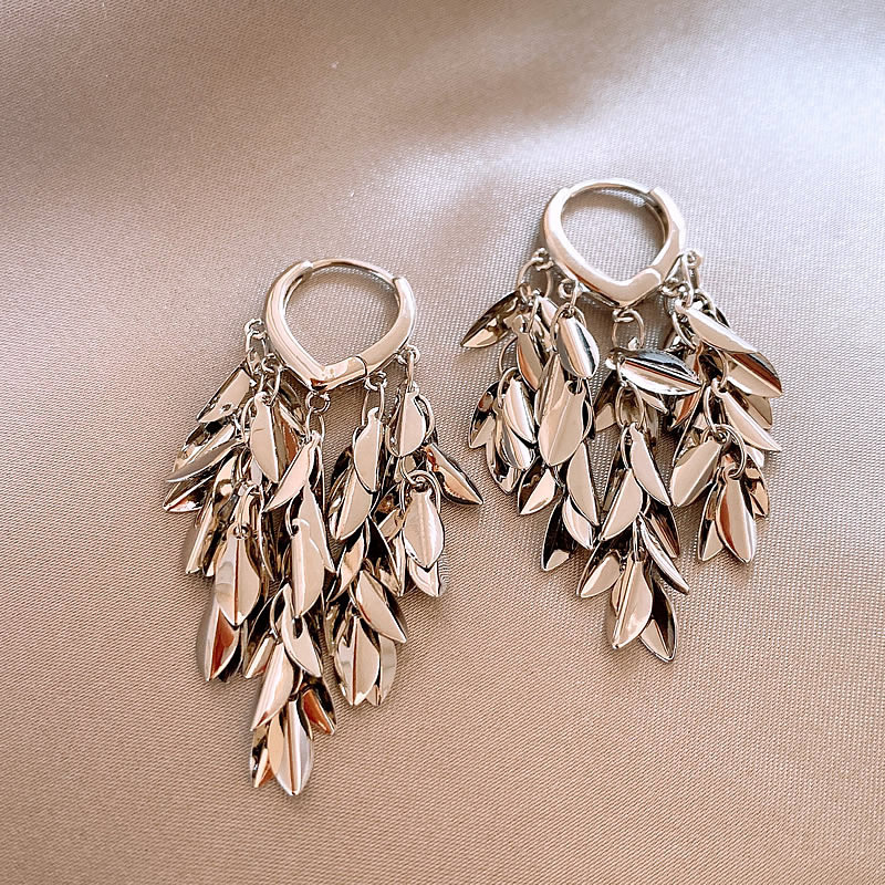 Silver wheat love earrings