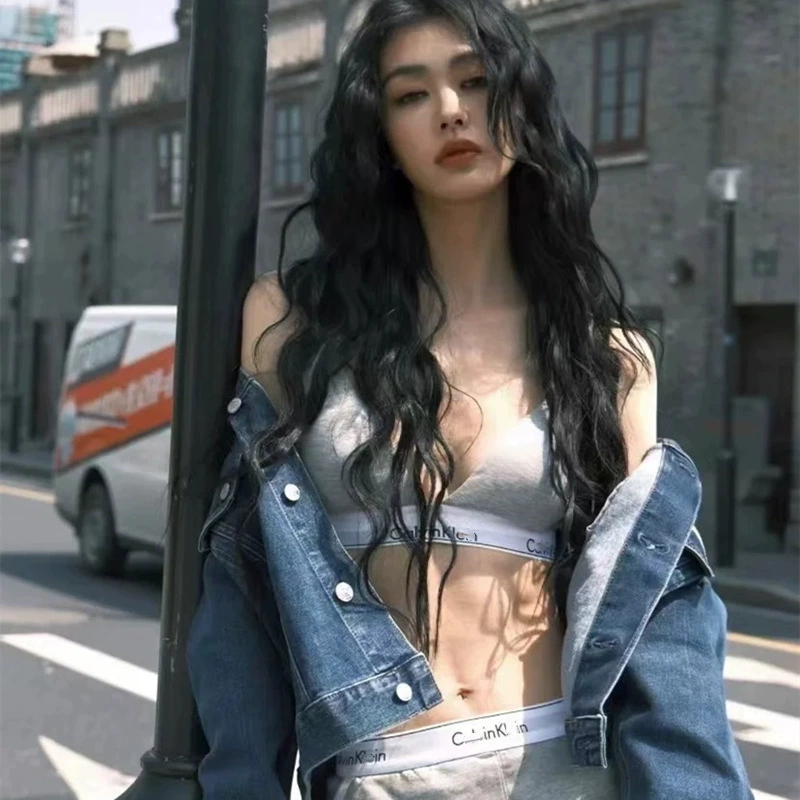 Оригинальный комплект нижнего белья с классической треугольной чашкой, модный универсальный модный спортивный повседневный комплект с бюстгальтером и нагрудной подушечкой