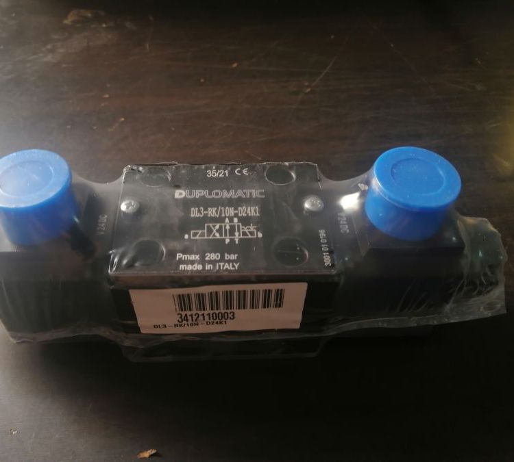 佳王 CHIA WANG多路阀 DMB-03-C2-7N手动换向阀DMD-35-C6/DME-04