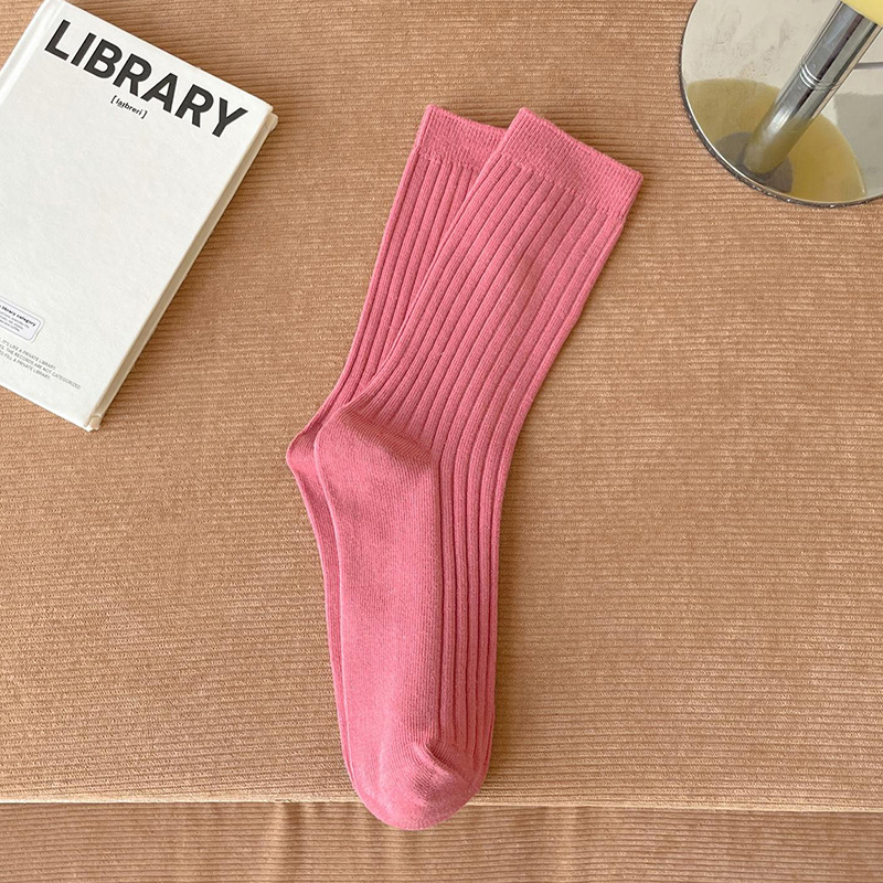 Otoño e invierno calcetines de algodón de color sólido calcetines de pila de color caramelo a rayas de las mujeres INS de moda de doble aguja calcetines de mujer de estilo universitario japonés
