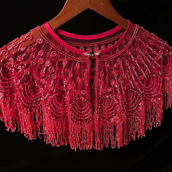Exquisite red cheongsam with cloud shoulder design, 2026 new wedding accessory, tassel shawl for toasting, festive and versatile with a high-end feel