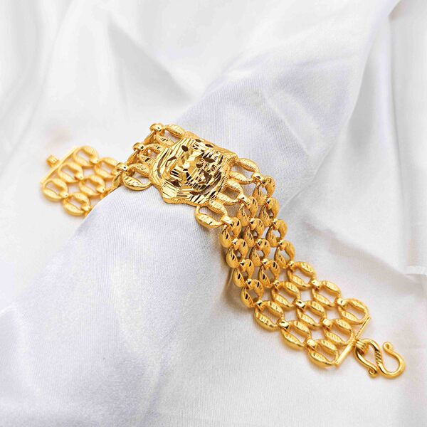 classic elegant high-end bracelet