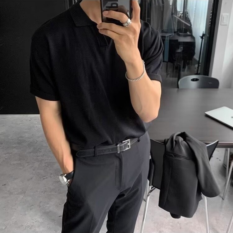 검은색