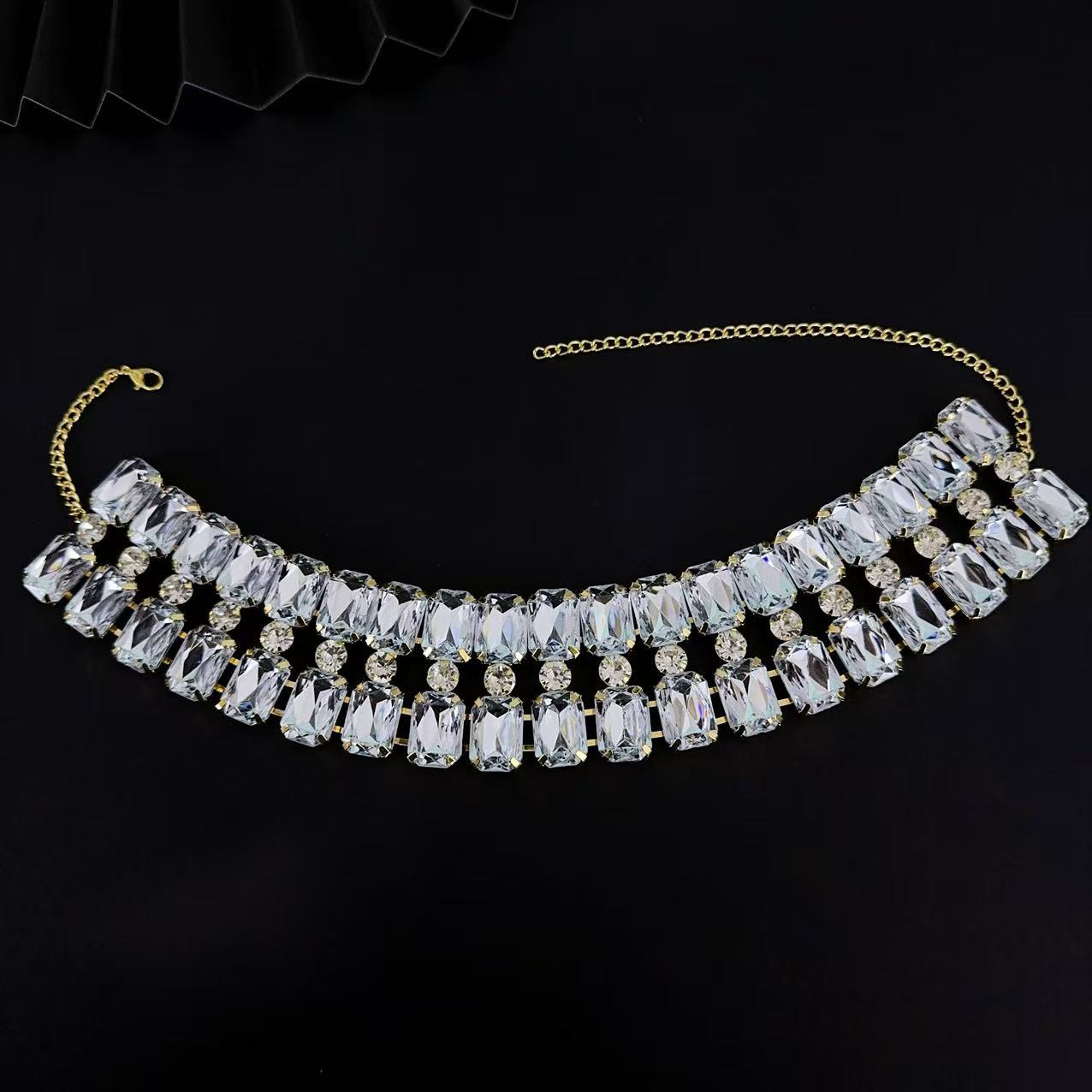Exaggerated Multi-row Full-diamond Square Choker Necklace_voghion.com