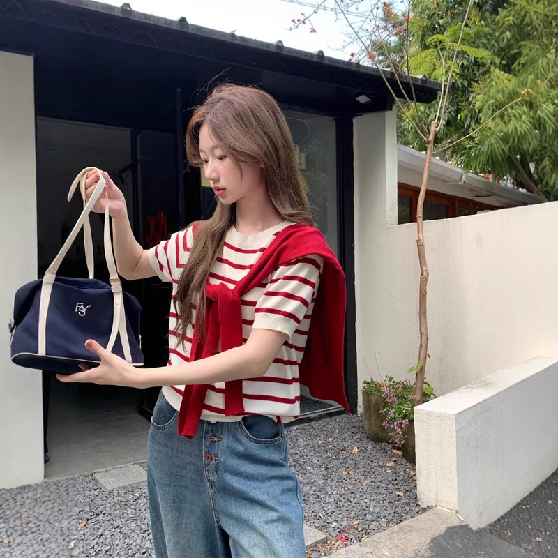 Forever21 Korean Chic Red Striped Short-Sleeve T-Shirt for Women, Summer College Style, Age-Reducing Layered Top with Shawl