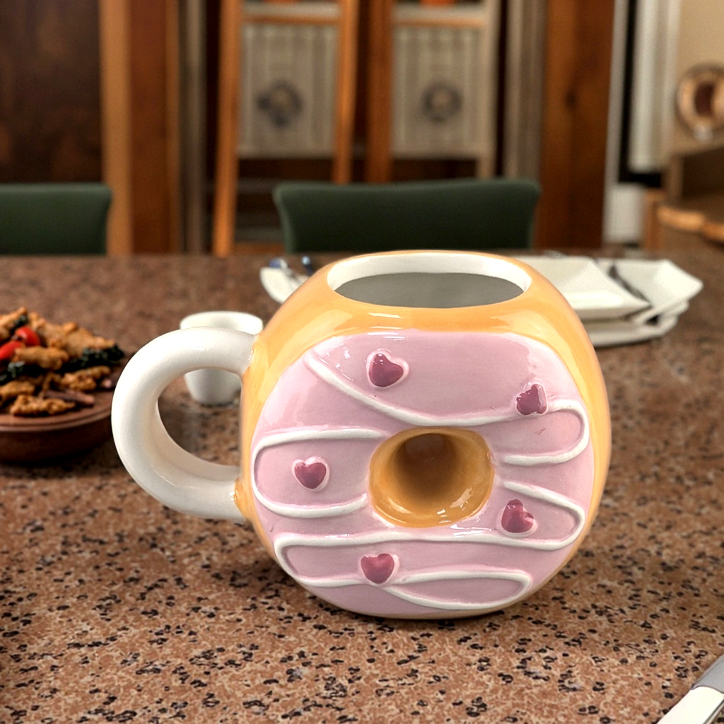 Inventario de cerámica creativa taza de helado de dibujos animados taza de agua de cerámica pequeña taza de marca fresca taza de helado taza de leche