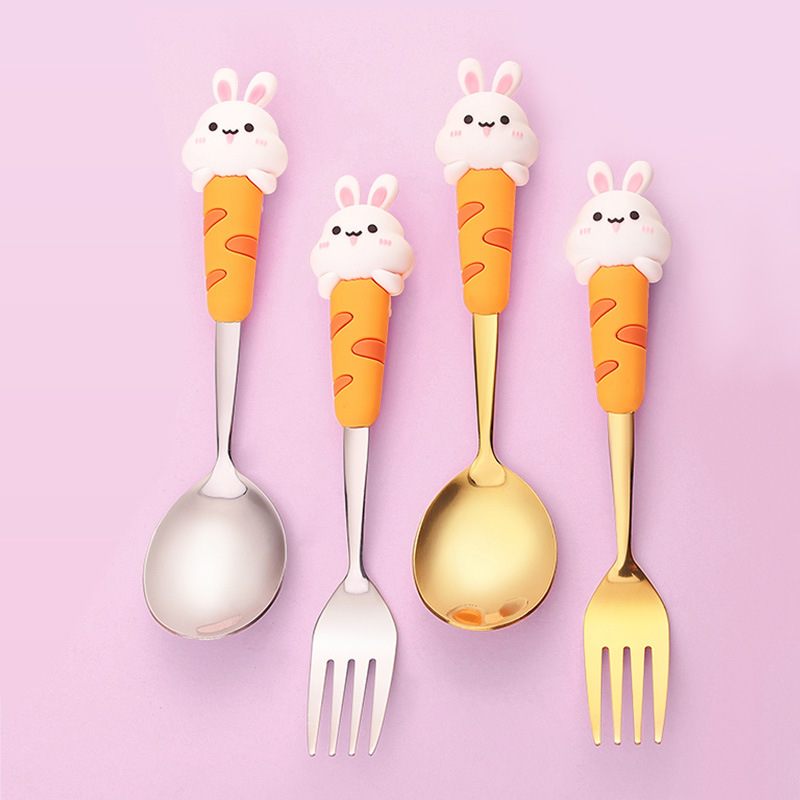 Set regalo 304 con coniglietto creativo, grande e rotondo, cucchiaio da caffè, forchetta da dessert e frutta._voghion.com