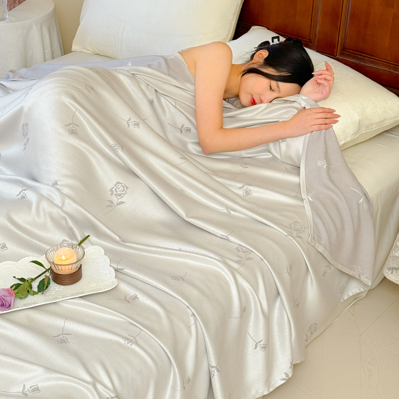 Manta de fibra de bambú, colcha de toalla, sección delgada de verano, manta de siesta de oficina, gasa de seda de hielo, colcha fresca de verano, manta de sofá image 11