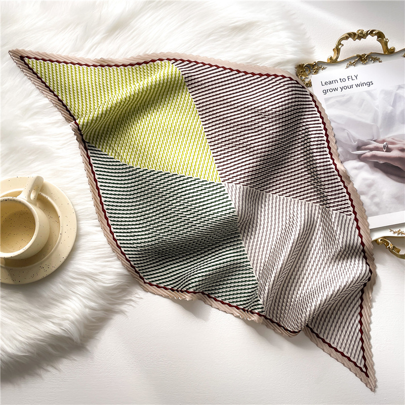 Elegantesch Gerafft Quadratuch Mat Faarwegem Dréck_voghion.com