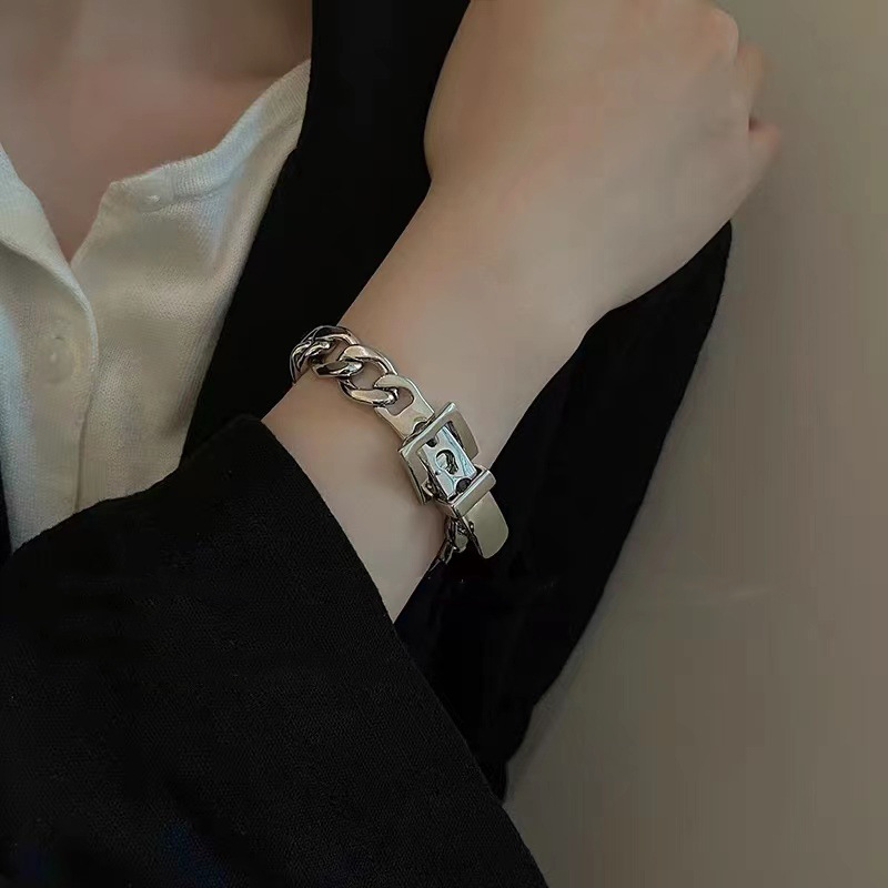 silver Thick Chain Belt Buckle Bracelet Women's Ins Cold Style Design Sense Simple Elegant Niche Cuban Chain Bracelet silver Thick Chain Belt Buckle Bracelet Women's Ins Cold Style Design Sense Simple Elegant Niche Cuban Chain Bracelet