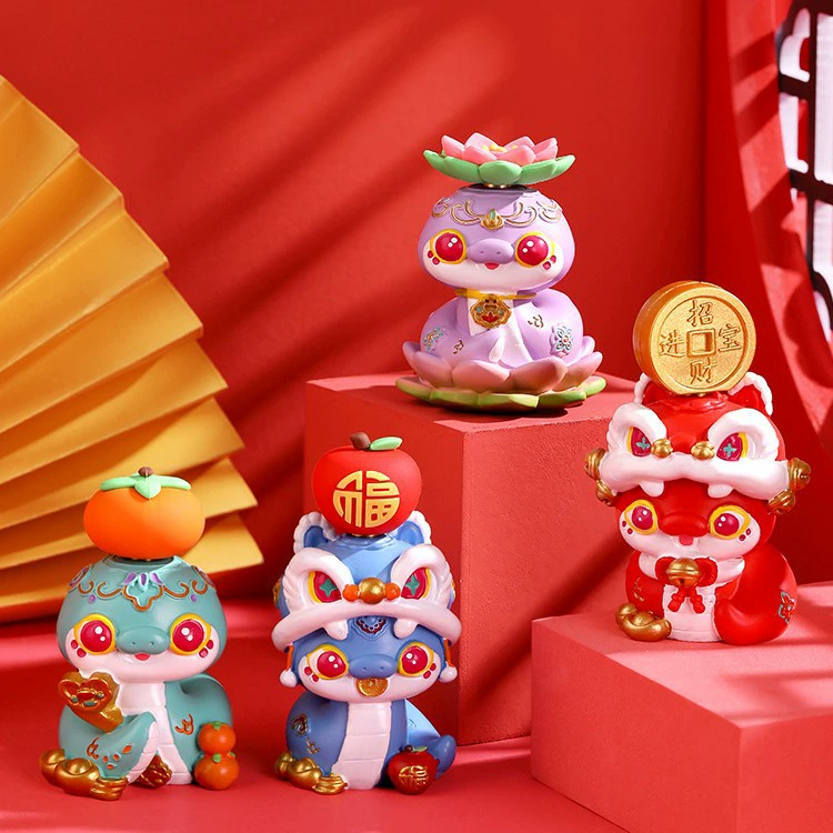 2025 Китайский тренд Год Змеи Маскот Кукла Орнамент Зодиак Змея Офис Настольная рабочая станция Украшение Новогодний подарок