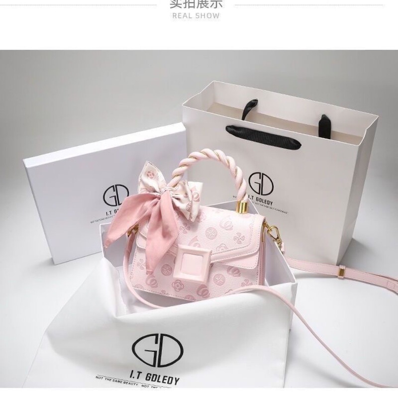 Valentine's Day it Girls Pink Bag High-end Niche Light Luxury Brand Bag 2023 New Texture Crossbody Bag