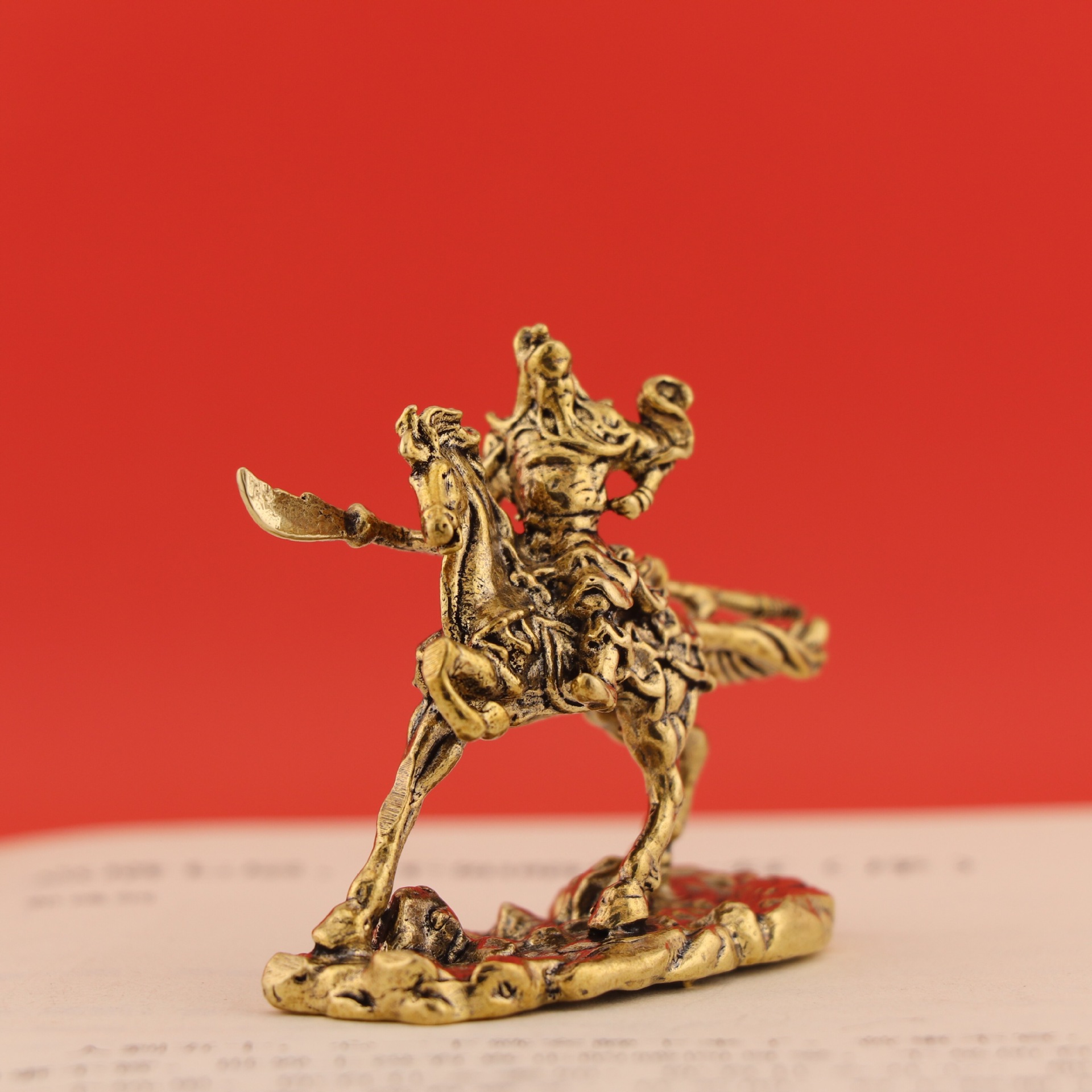 2024년 용의 해 조각상 관공 부처상 청동상 장식품 순수 구리 티펫 솔리드 데스크탑 장식